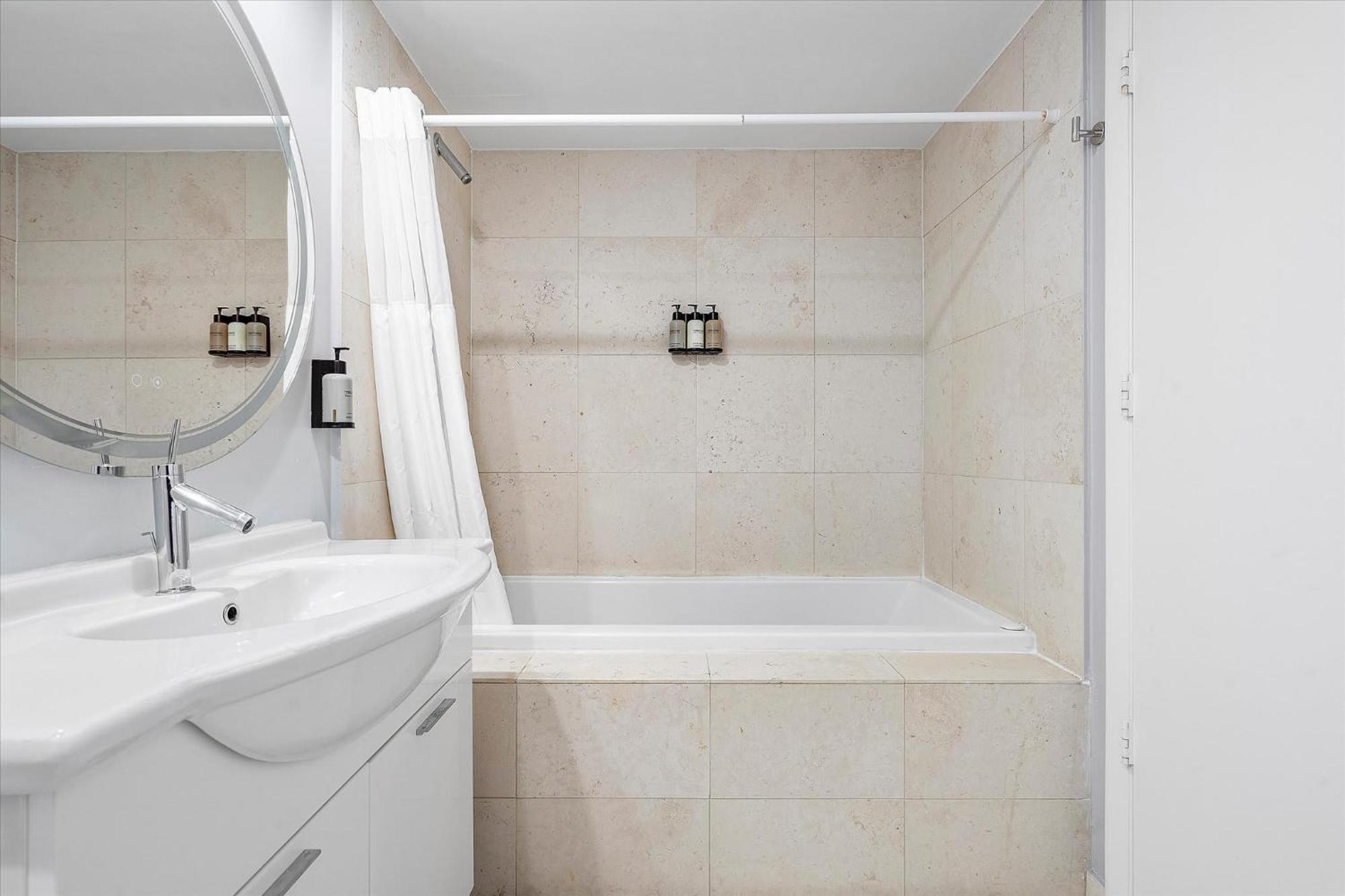 Mvr - Ocean & River Views Boutique Pool Apartment